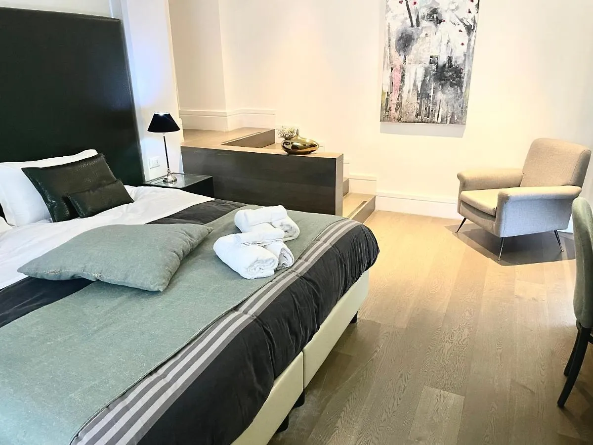 Xenia Luxury Rooms Reggio Calabria